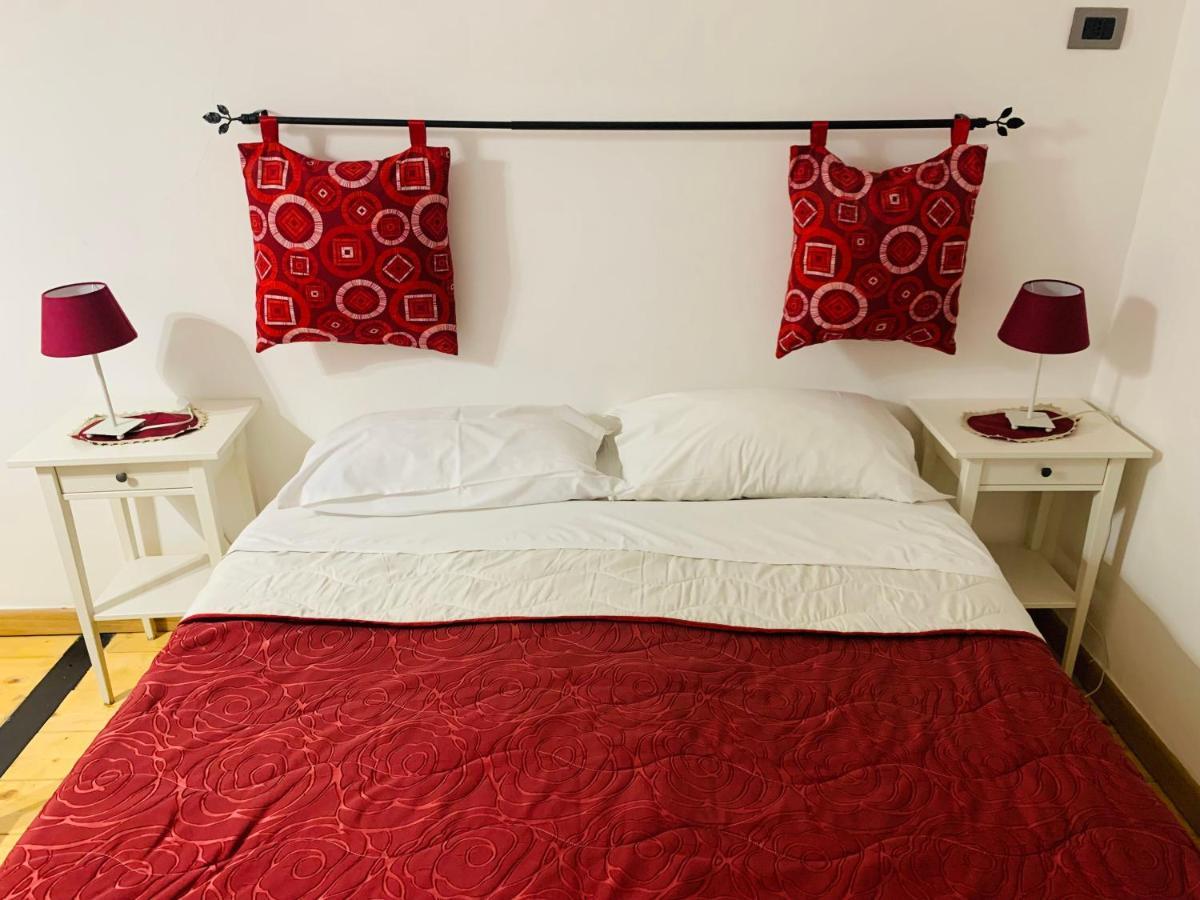 Royal Red Bed and Breakfast Nápoles Exterior foto